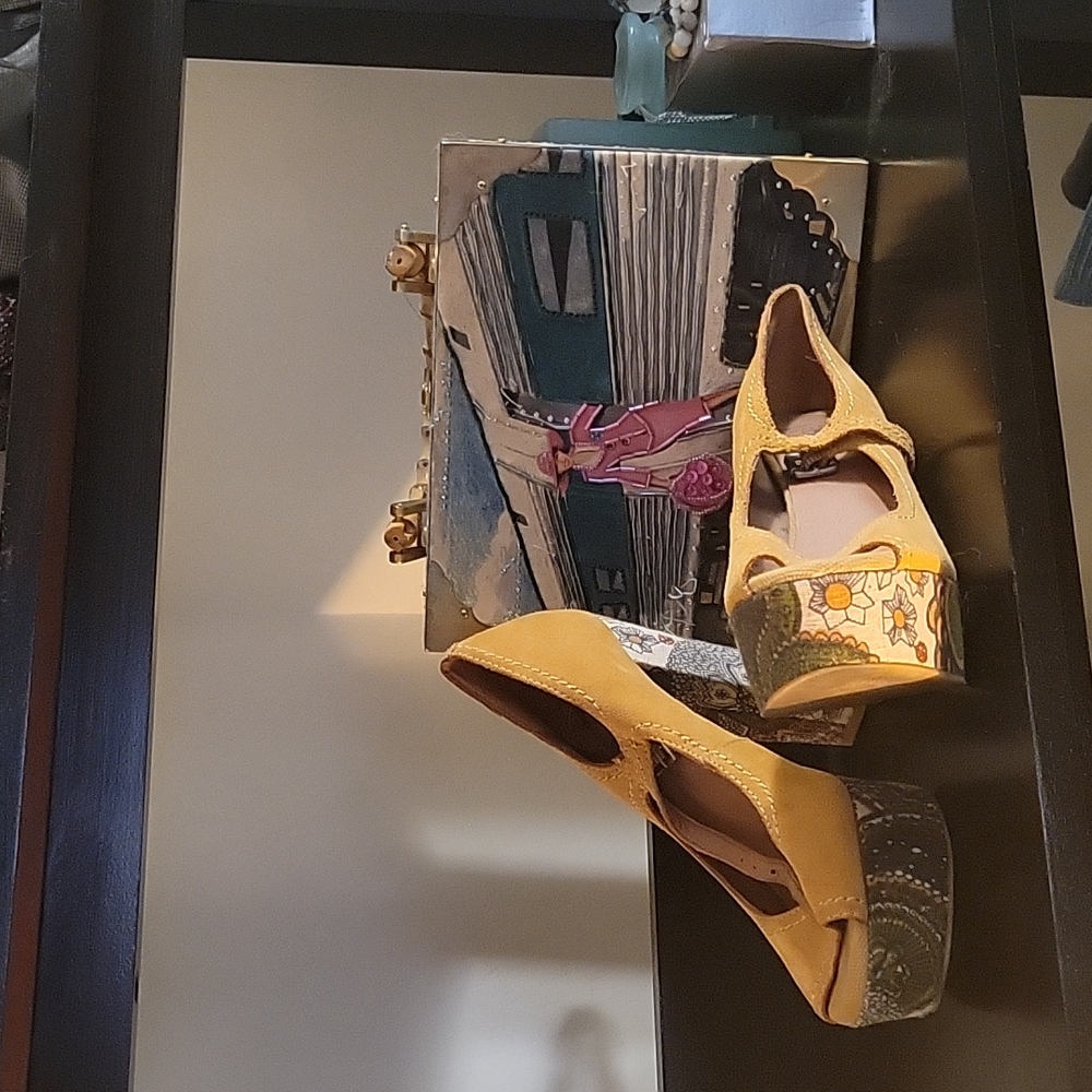 Shoes